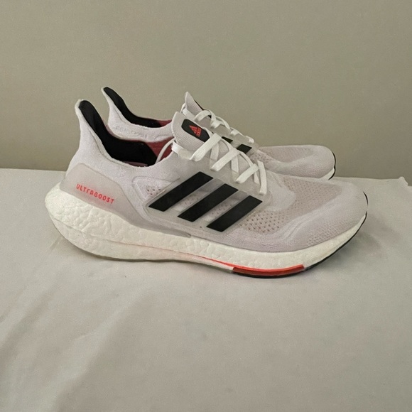 Adidas Ultraboost 21 - White/Back/Infrared - Picture 3 of 3